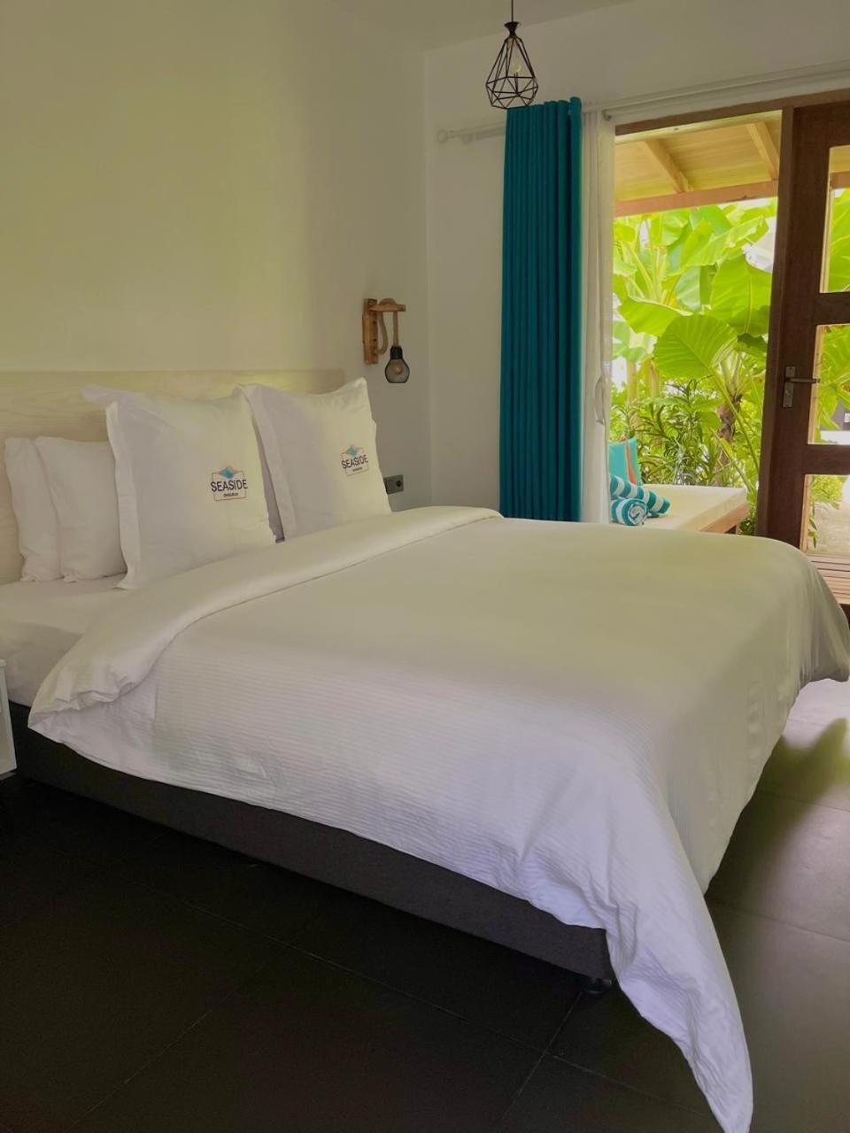 Seaside Dhigurah Hotel Dhigurah  Exterior photo